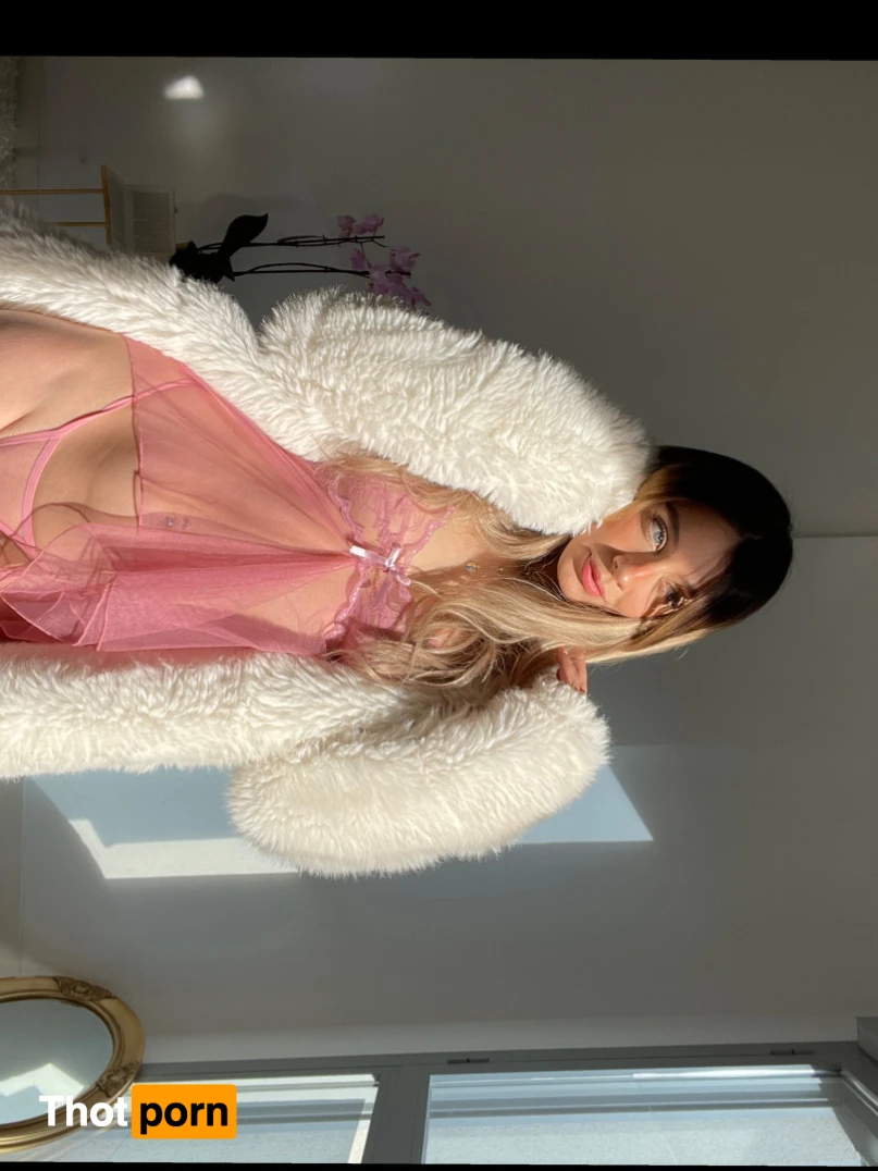 Arianaaa😈 13377784