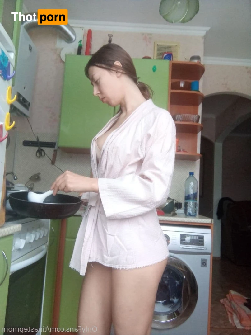 Your stepmom Tina 🍒 13960595