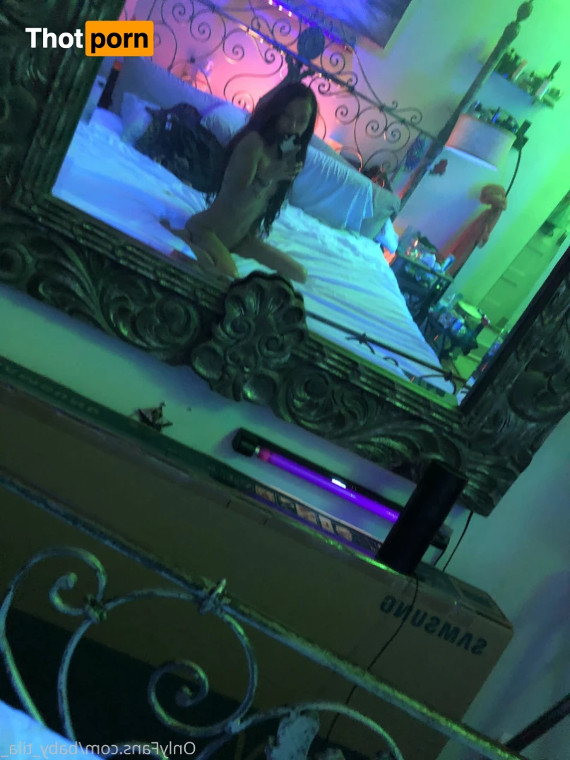 Isla Rhodes ✨ 15530162