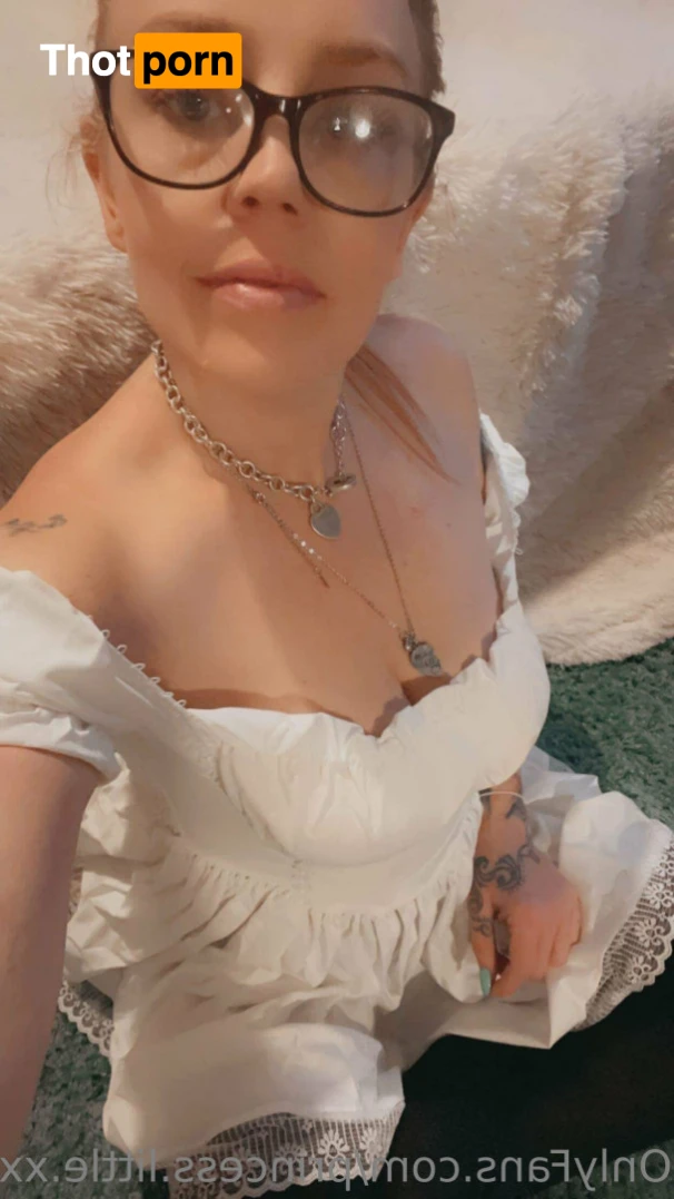 princess.little.xx 14859423