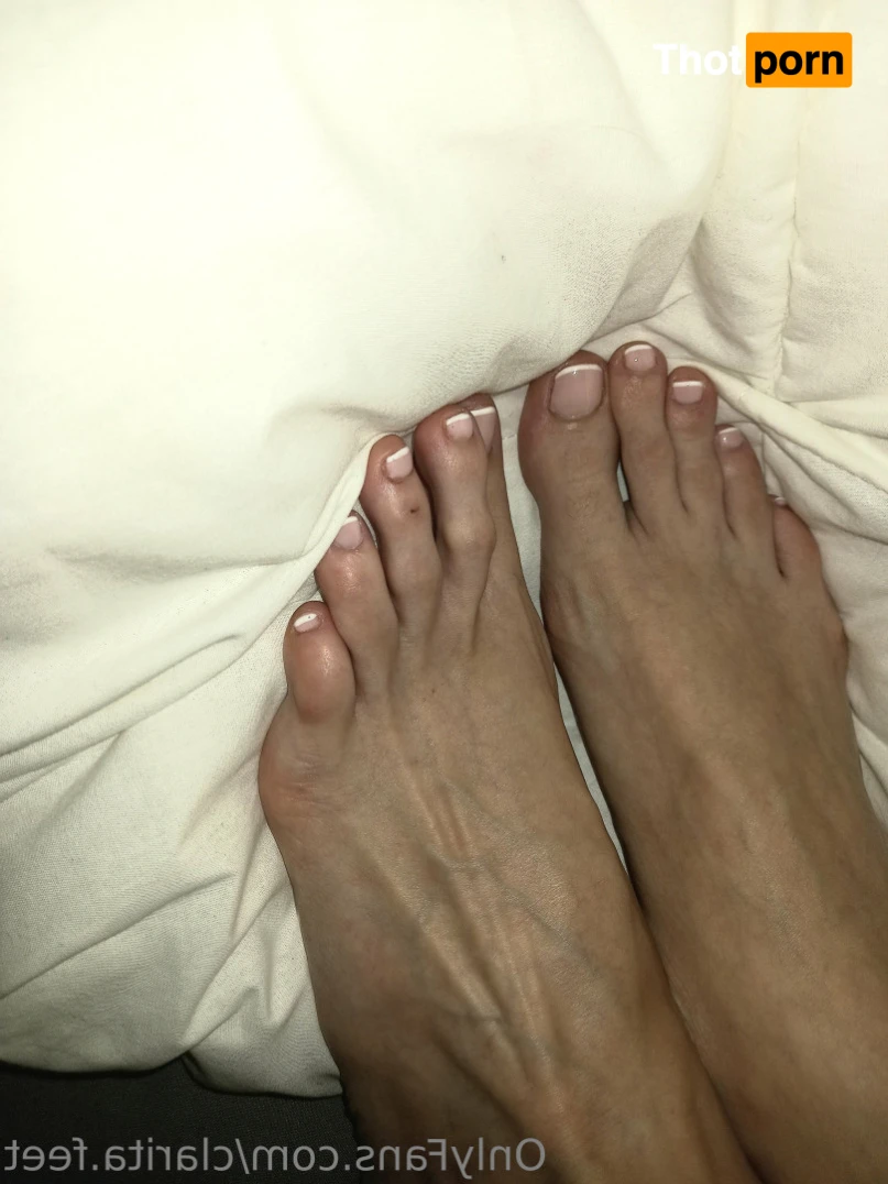 Clarita 🤍 14920219