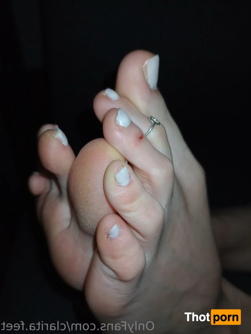 Clarita 🤍 14920444