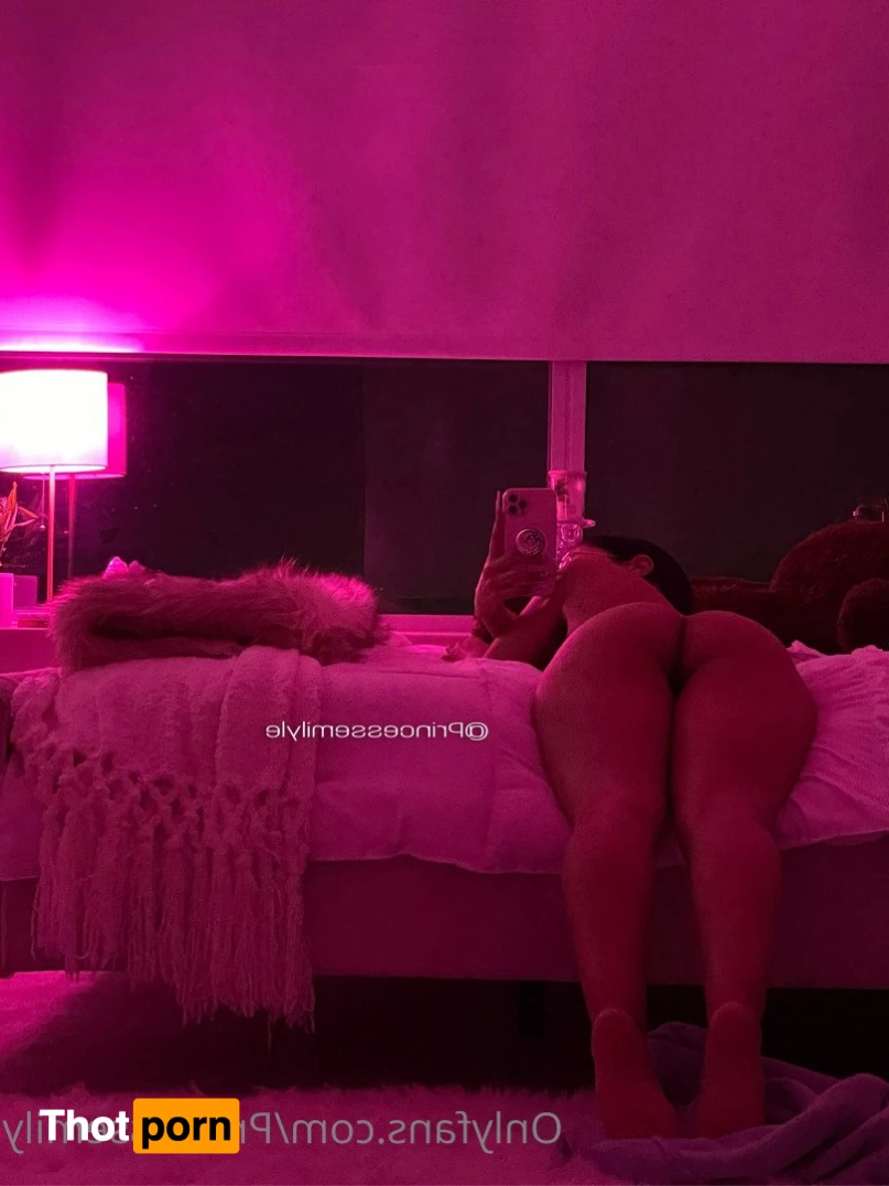 Princess Emily 👑 1492738