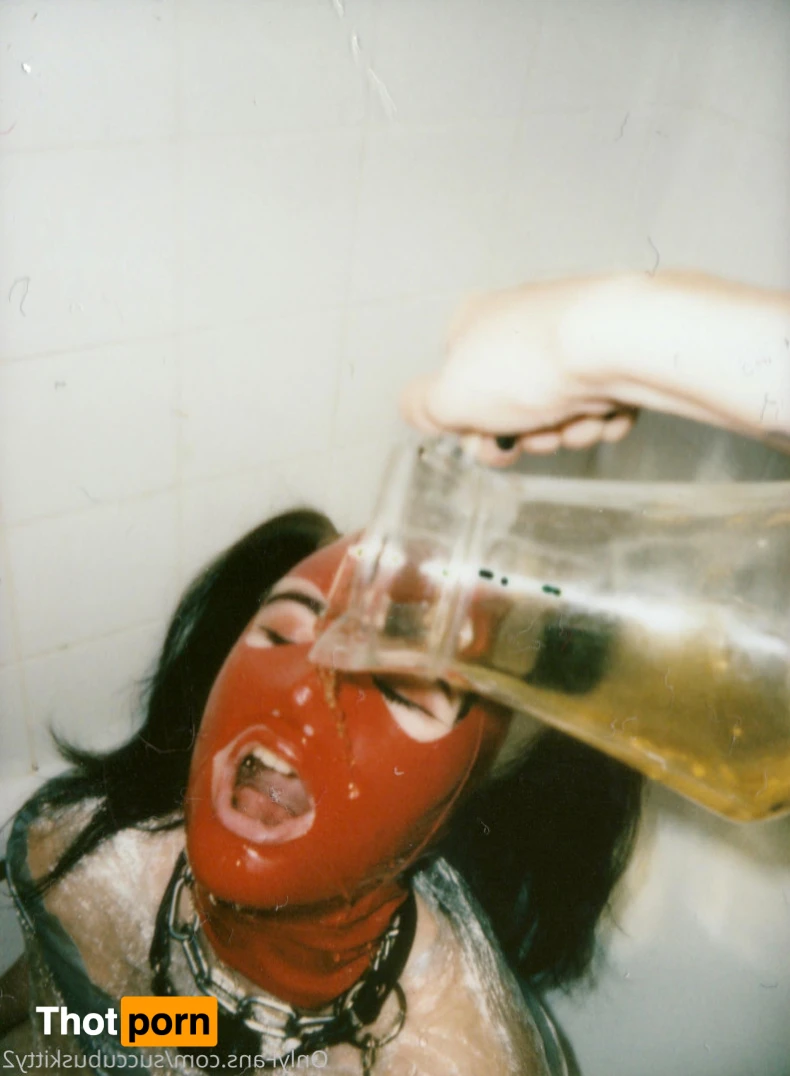 dominatrixvera2 15009667