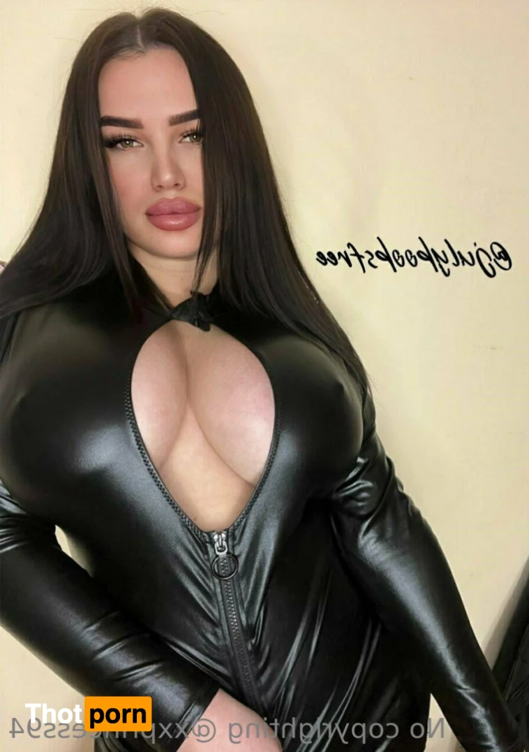 🍑 Camila-Knoxx🐱 10946406