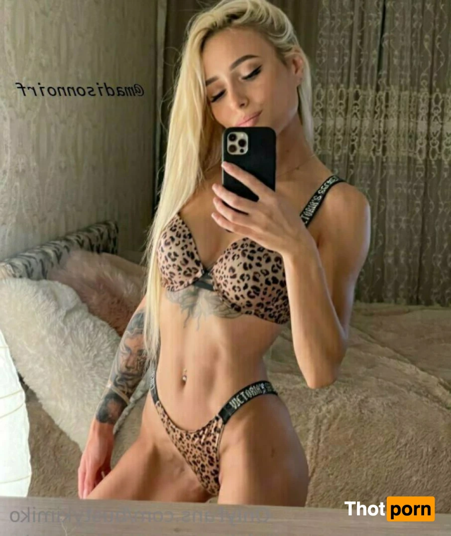 °✮🎀Busty Kimiko 🎀✮° 13457846