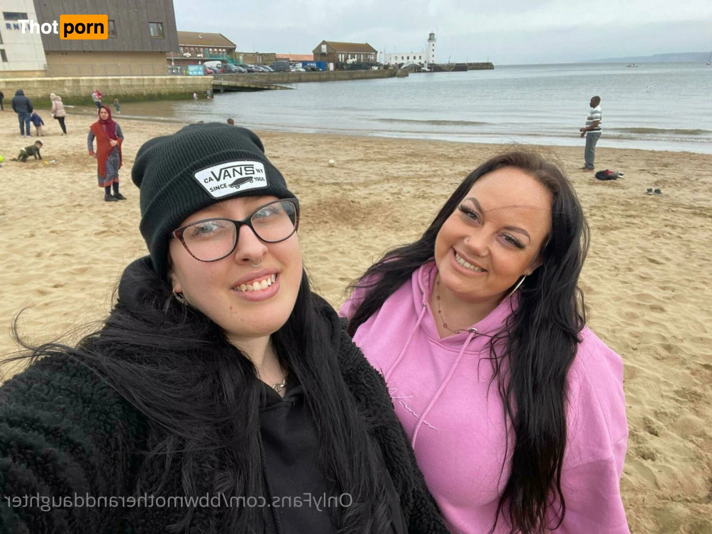 YOUR FAVE FATTY 😈 13943034