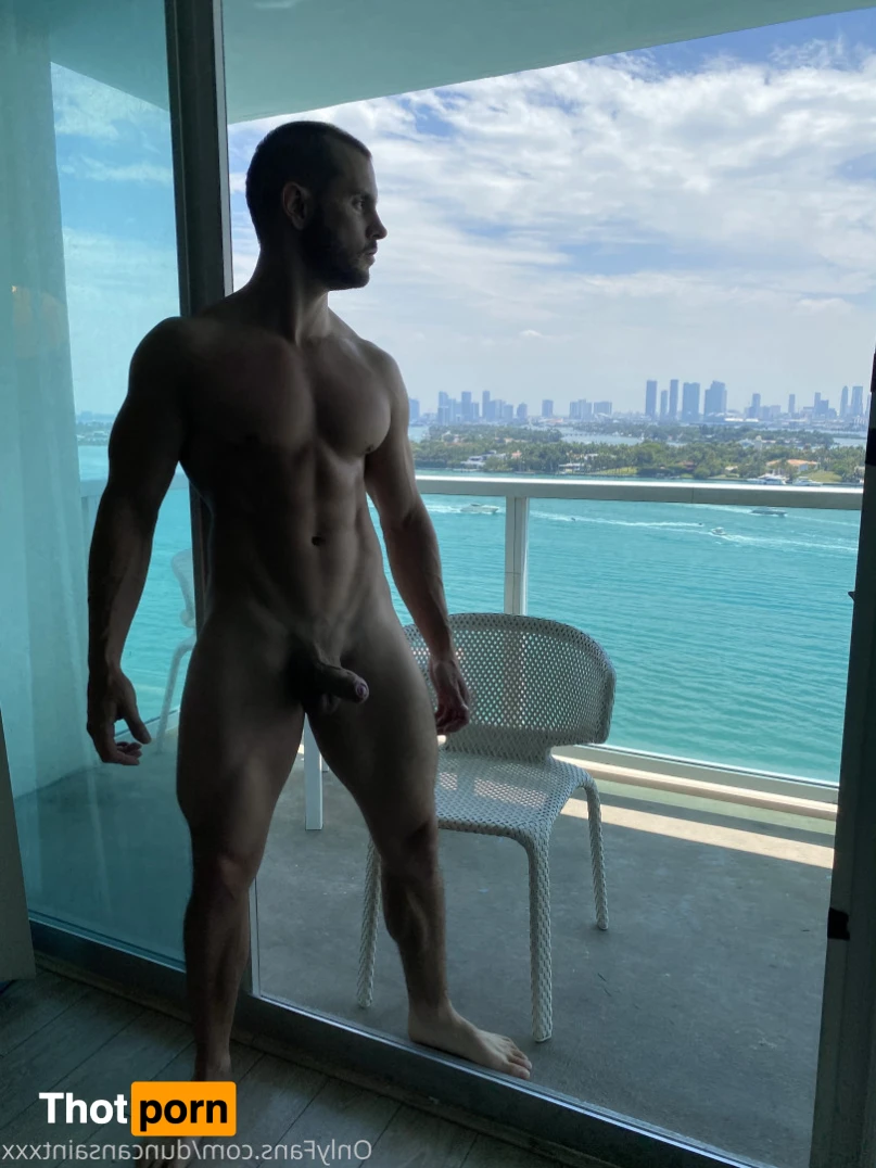 Duncan Saint 11922747