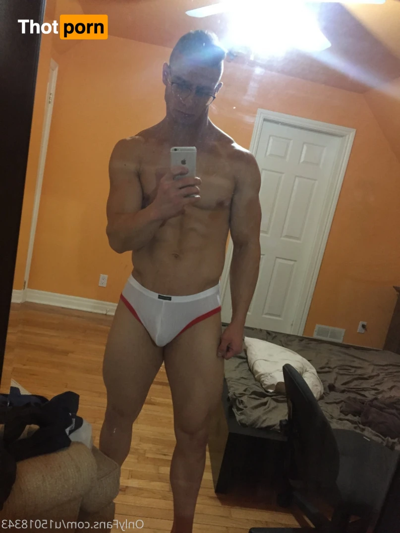 CreamyGorilla 15264706