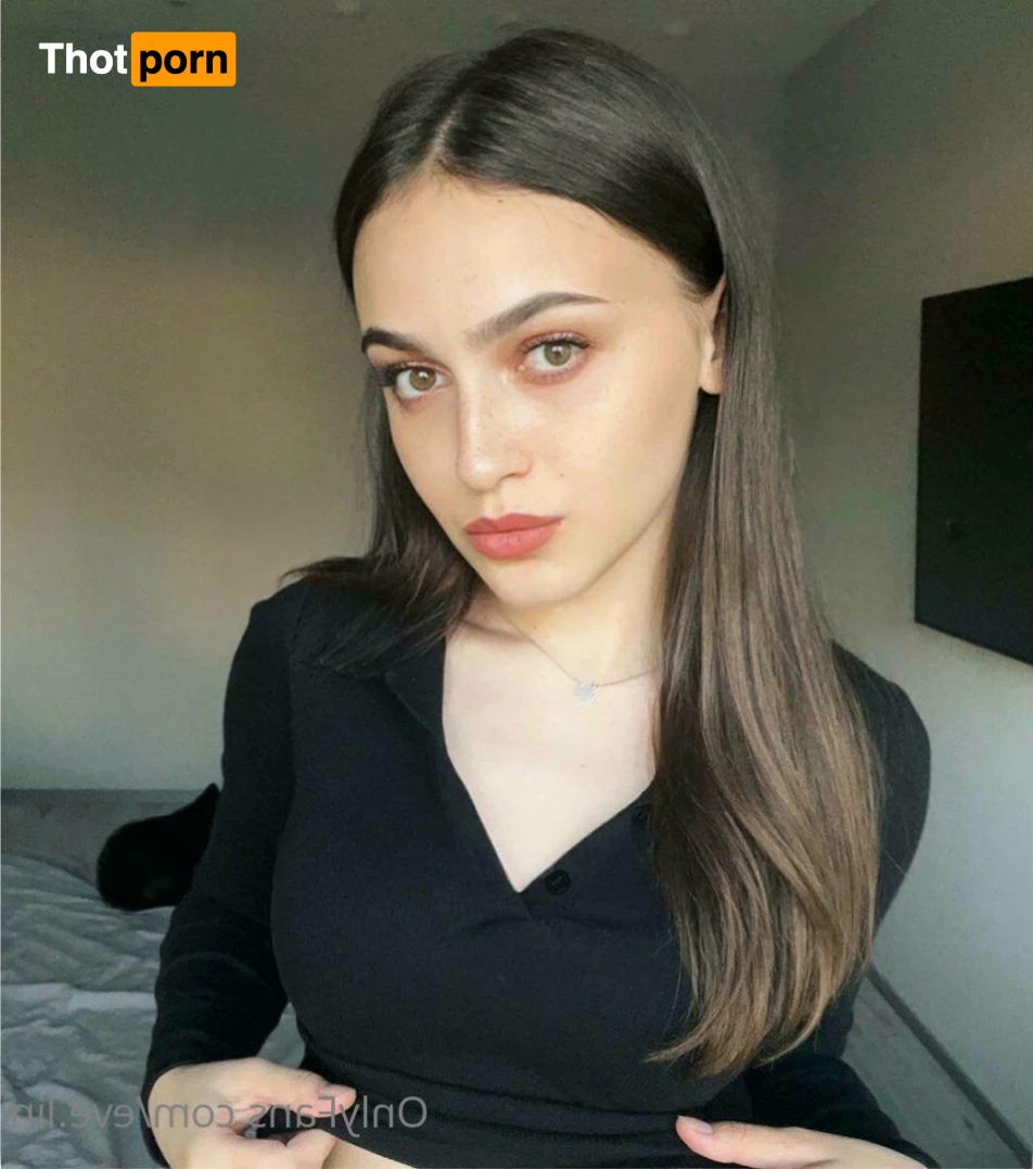 Evelin🦋 15448902