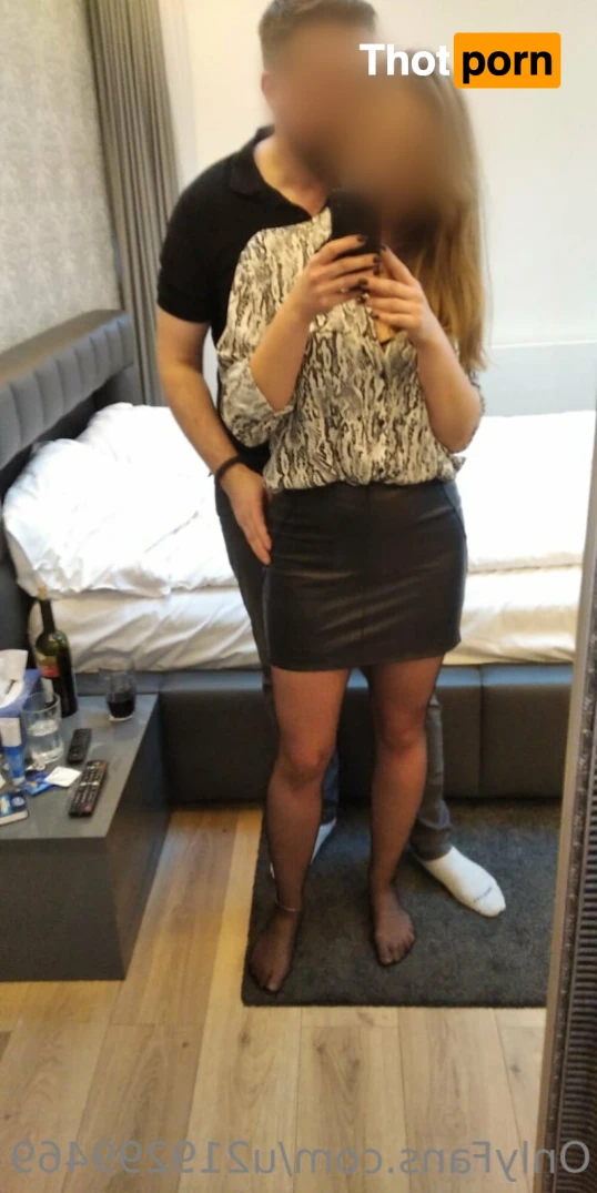 Naughty Wife 10990116