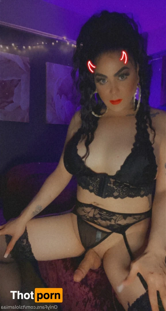 TsLolaBunny 15681748