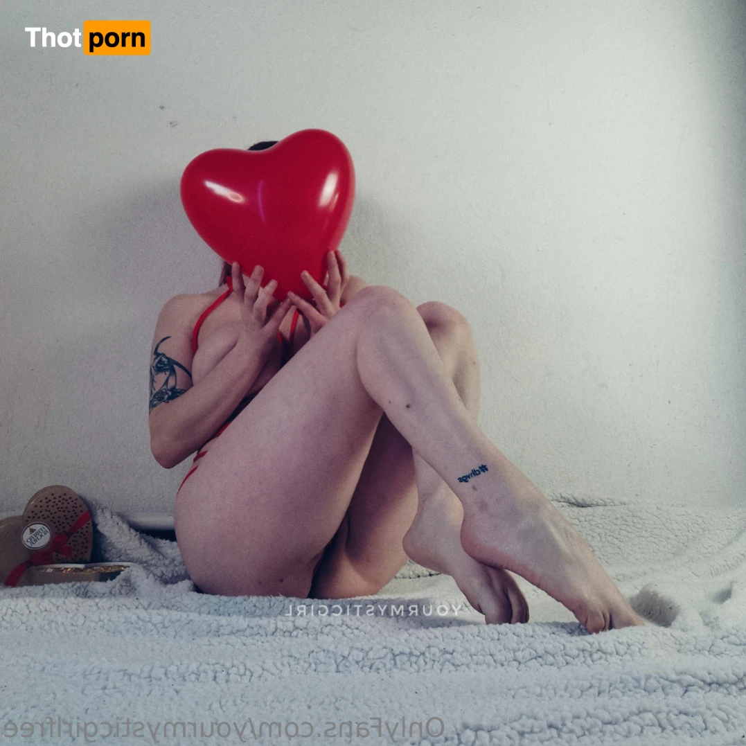 YourMysticGirl (PPV) 14005719