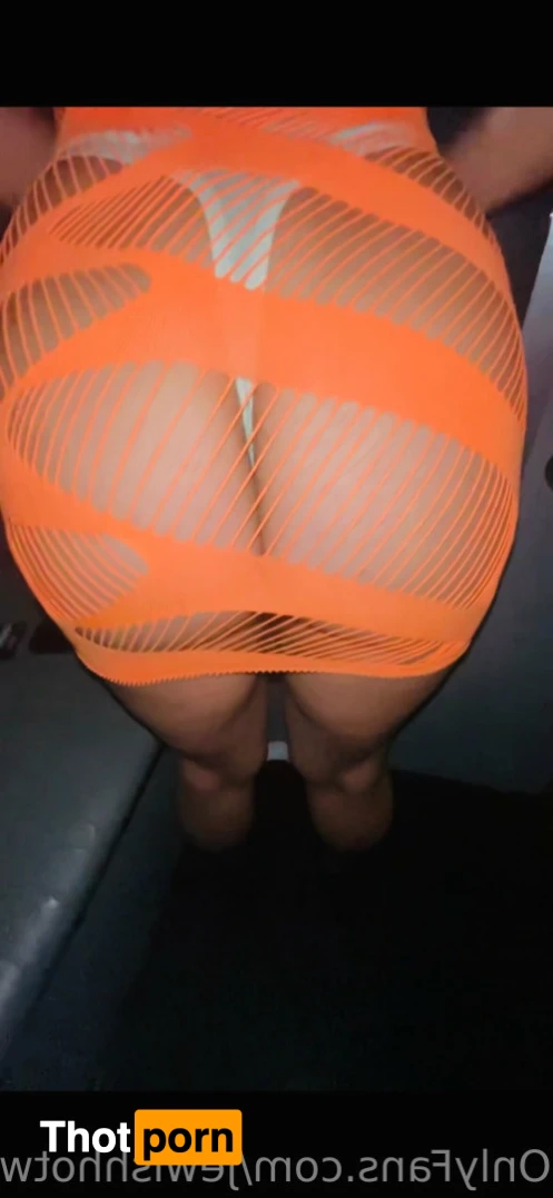 JewishHotWife 16031230