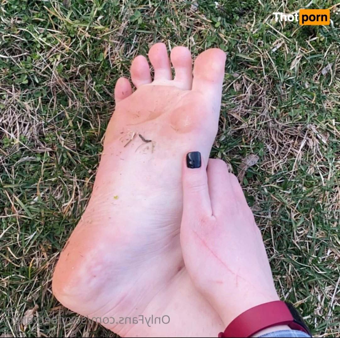 sexyfeetgallery 14557339