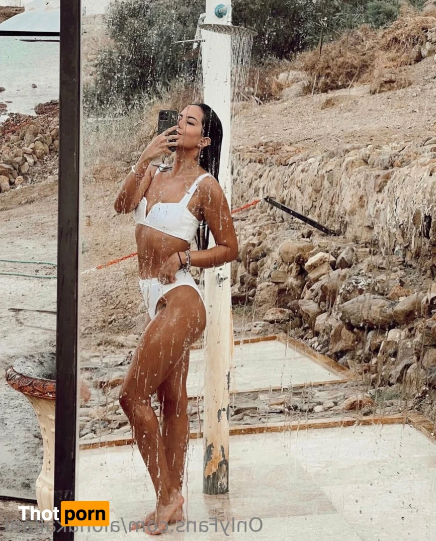 Kailani Lee 🌸 14551179