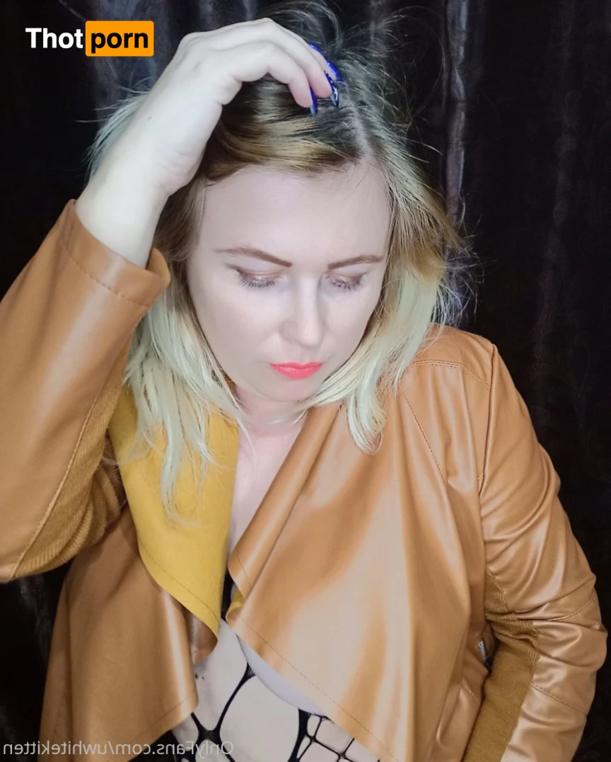 🐾 Curvy kitty 🐾 dick rate queen 👑🌶️ 15498382