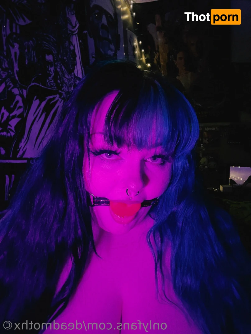 𖤐𝕱𝖊𝖗𝖓 𐀔 𝘵𝘩𝘦 𝘣𝘥𝘢𝘺 𝘴𝘭𝘷𝘵  ̖́- 11215954