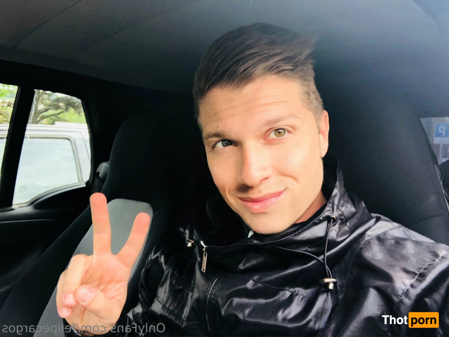 Felipe Cargos 13759265