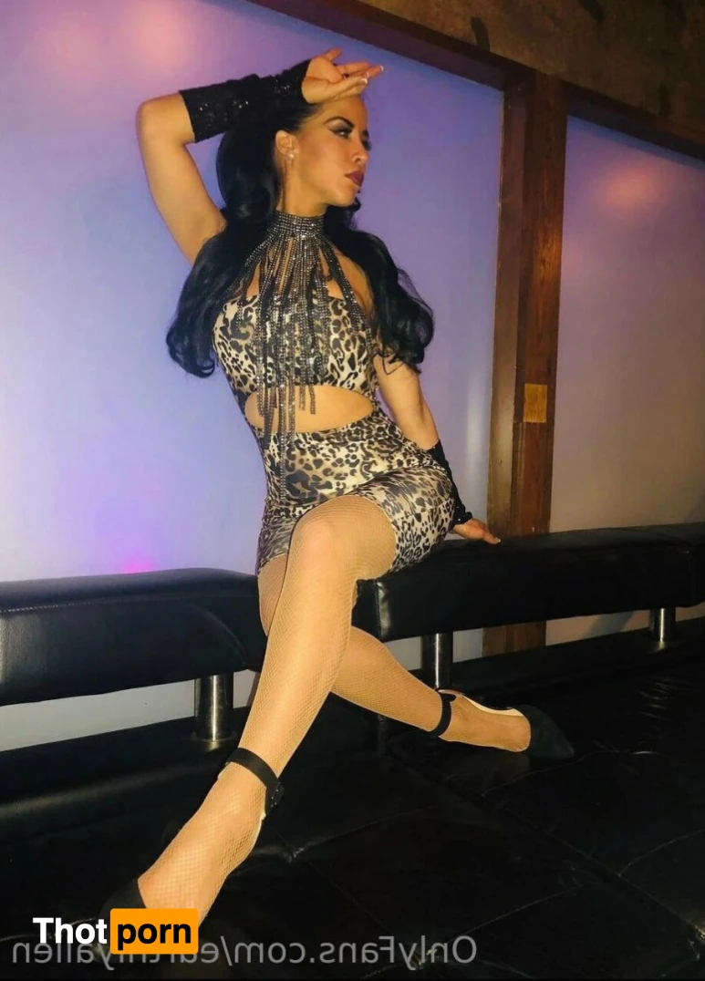 SPACE COWGIRL 14900988