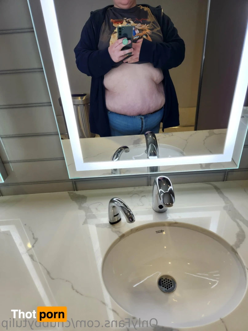 Chubby Tulip 15398816