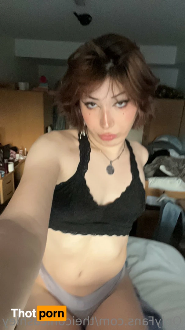 ashley michelle🏳️‍⚧️ 15491531