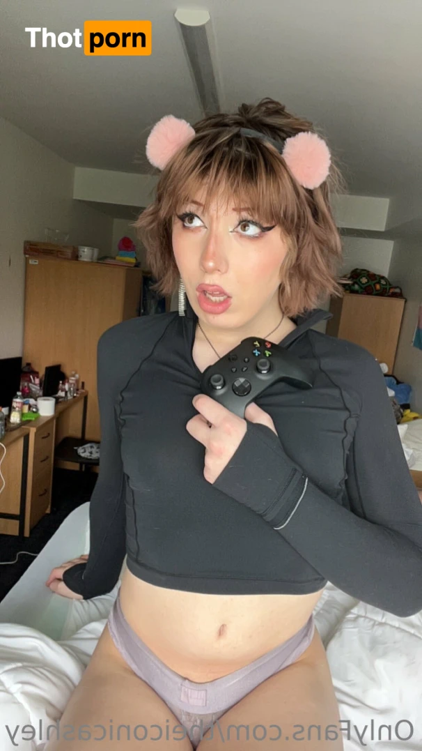 ashley michelle🏳️‍⚧️ 15499325