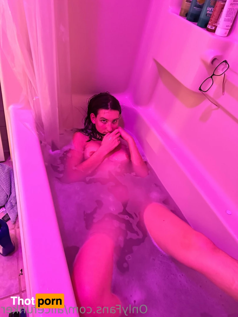 Alice Funker 14592400