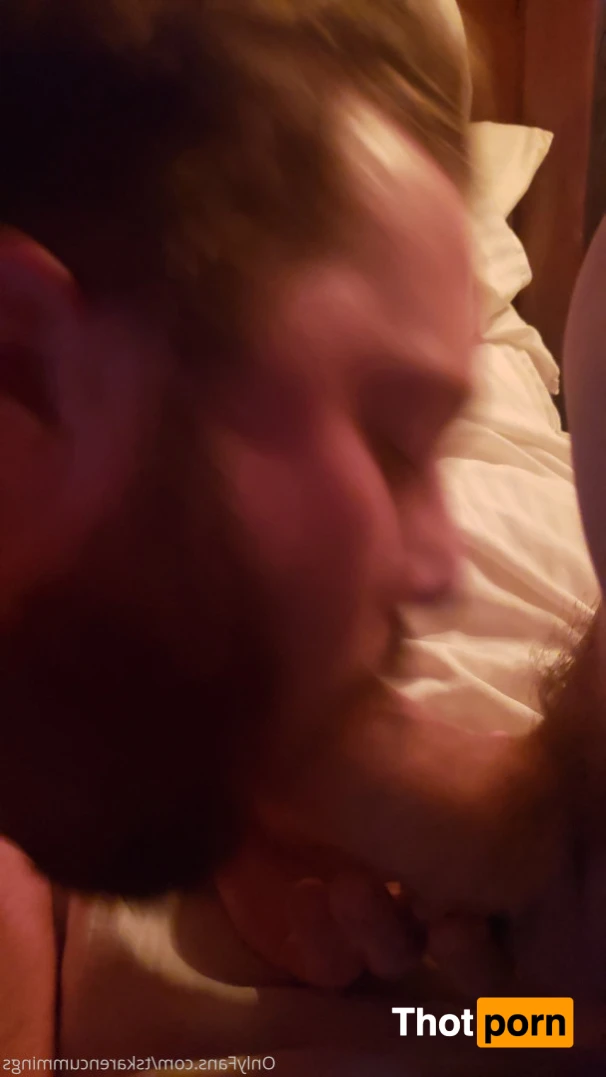 TS Karen Cummings 15684103