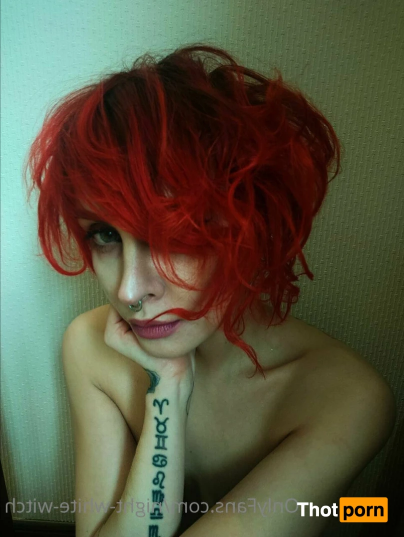 Night White Witch 13849827