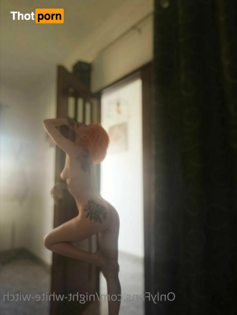 Night White Witch 13850020