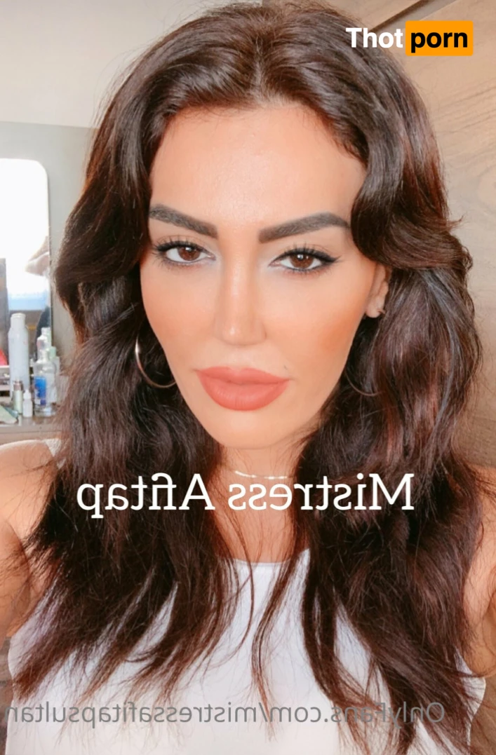 Mistress Afitap 14641885