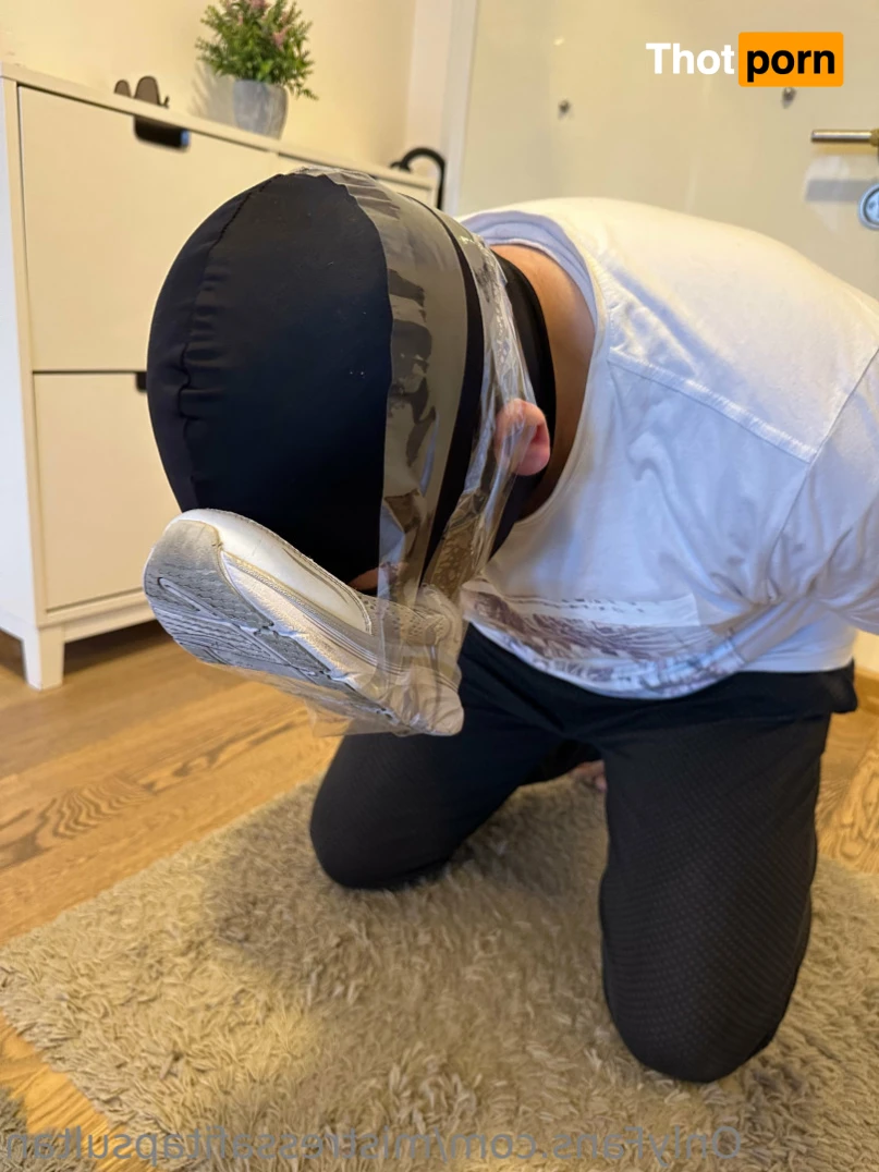 Mistress Afitap 14642070