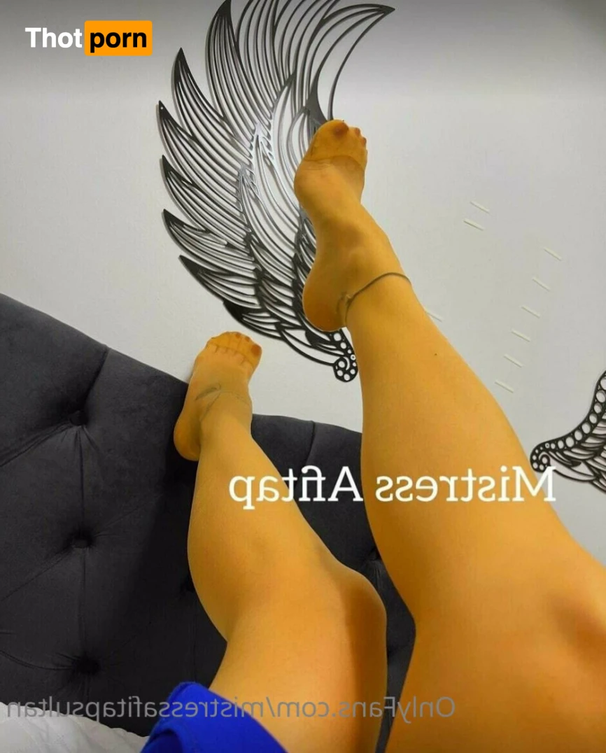 Mistress Afitap 14642678