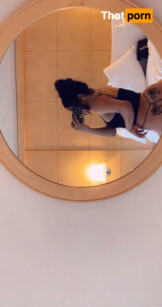 TS Felicity Fox 13777723