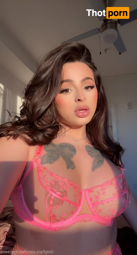 TS Felicity Fox 13778505