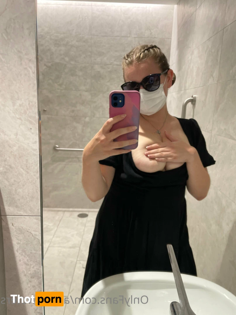 Naughty Aussie 💕 15336663