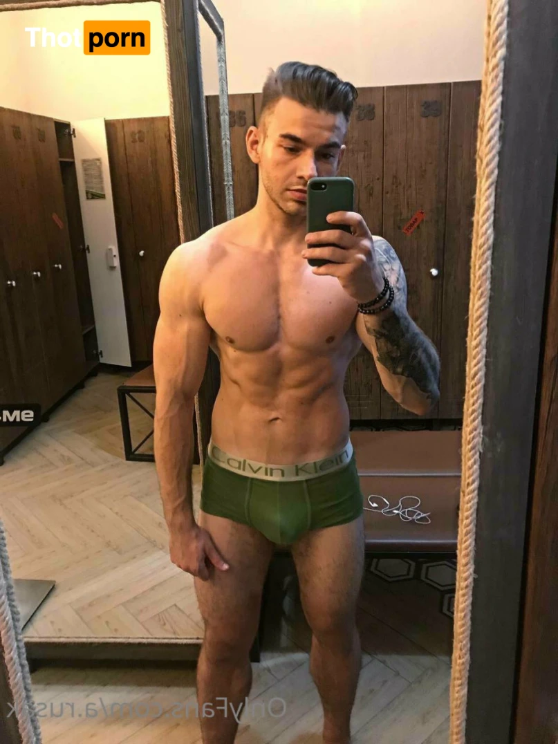 Alexander Rusak 15332307