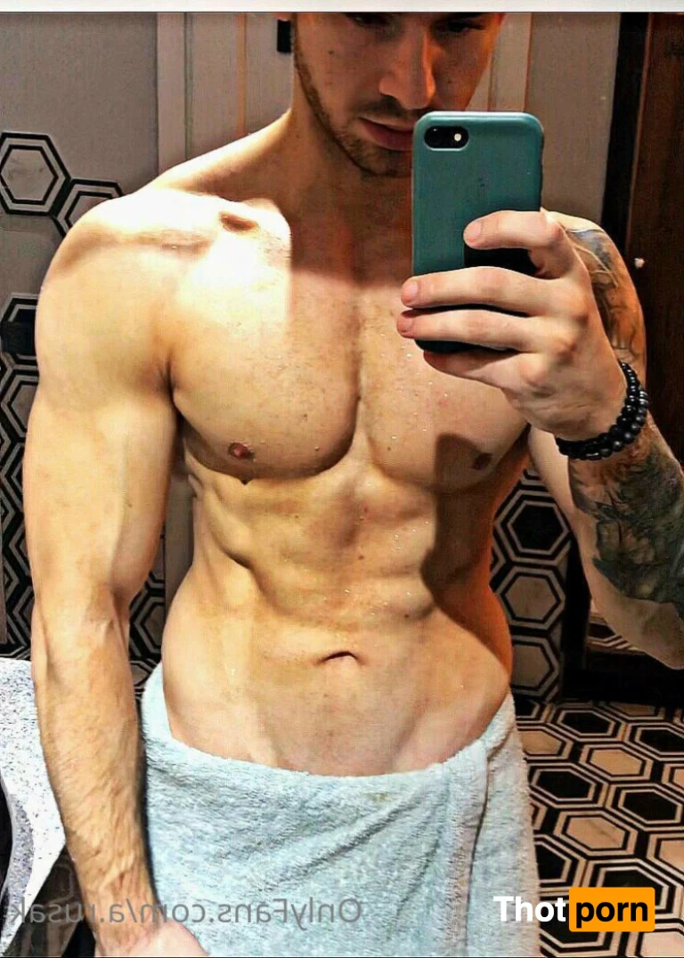 Alexander Rusak 15332364