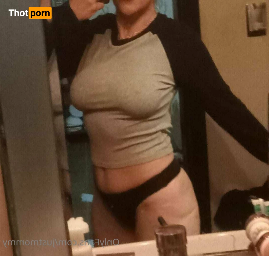 Fantasy Mommy 13893854