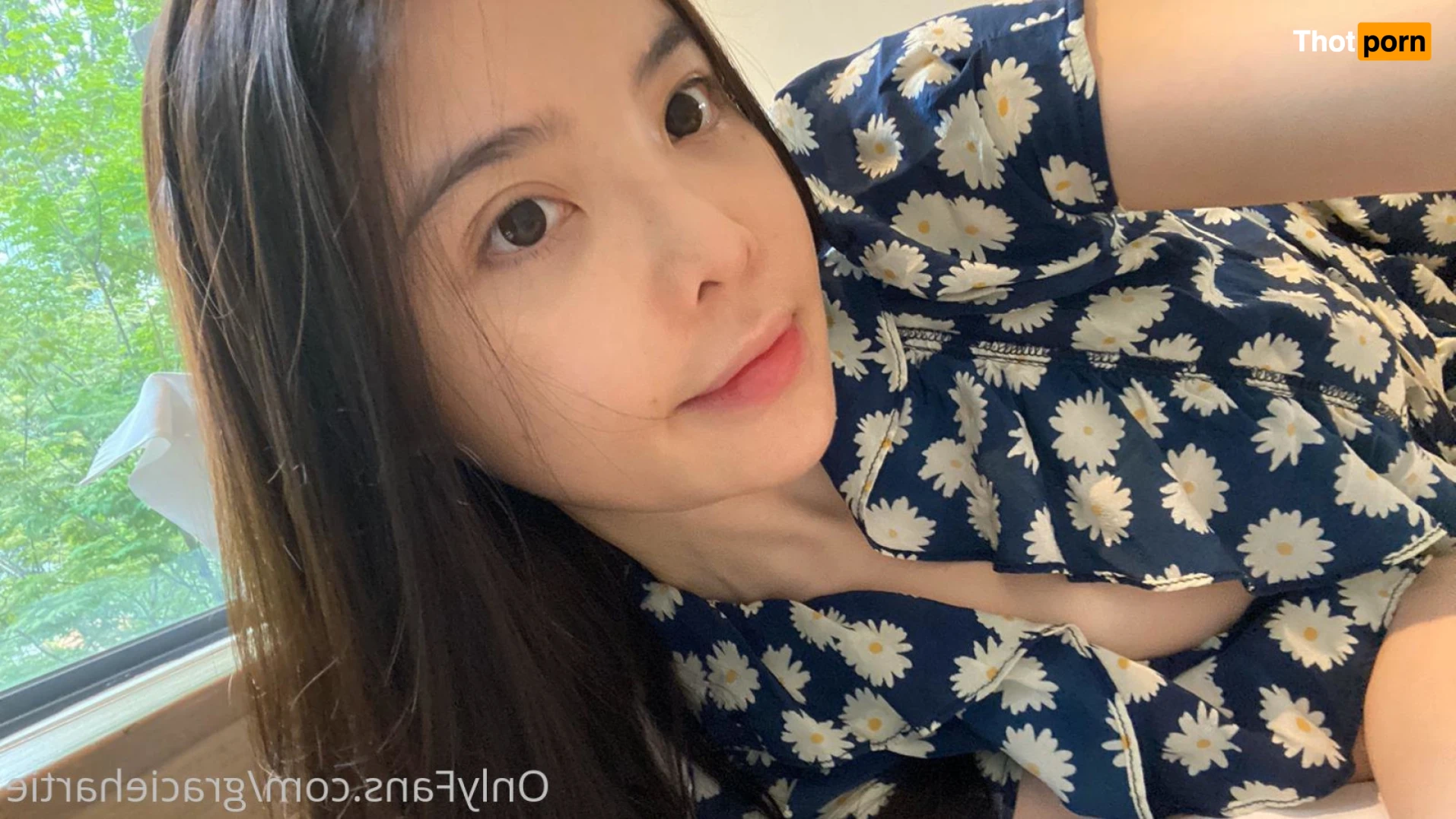 GRACIE HARTIE | #1 ASIAN ON OF 16435260