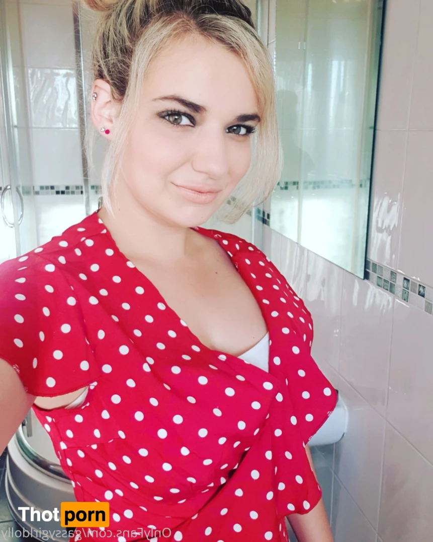 Gassy Dolly 11169547