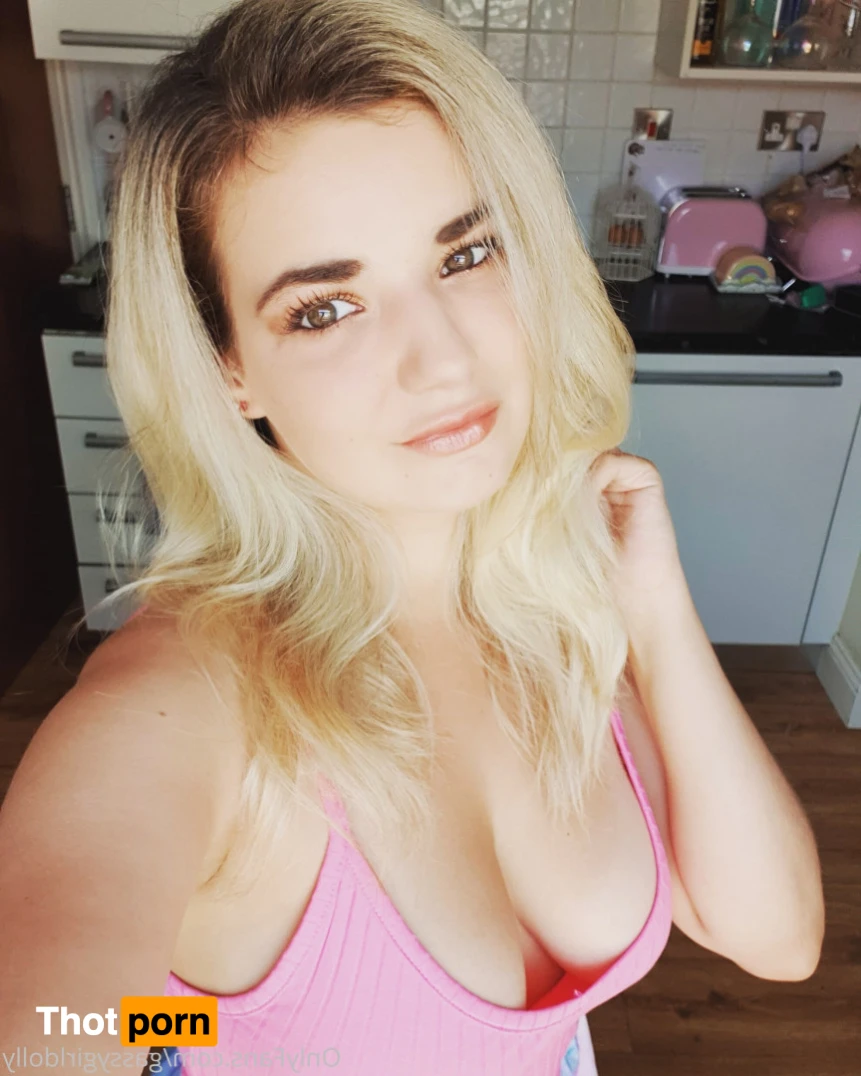 Gassy Dolly 11173669