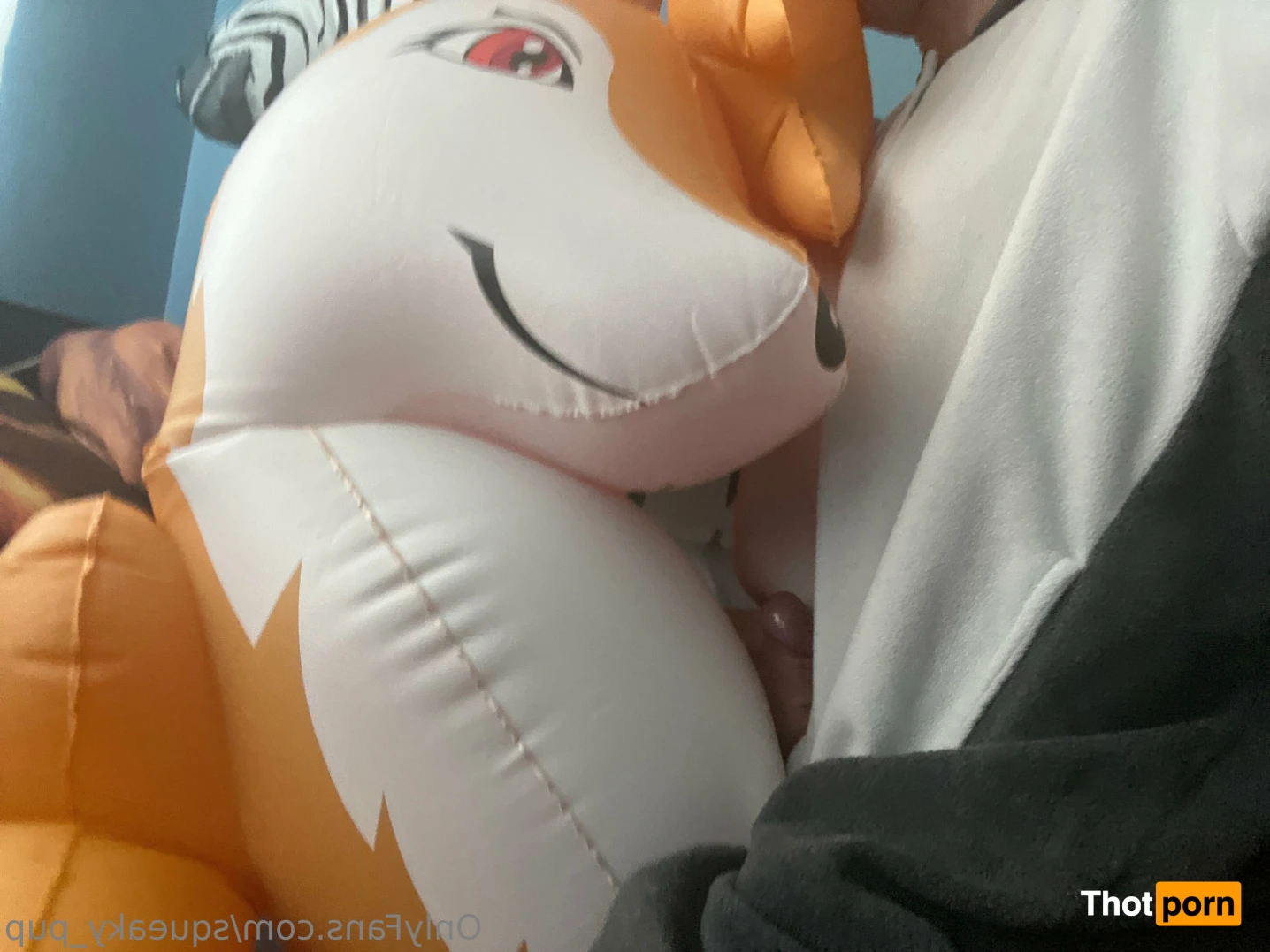 Squeaky_pup 13849303