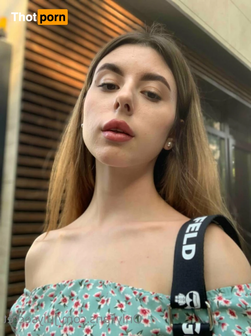 nickyxxlicky 13640386