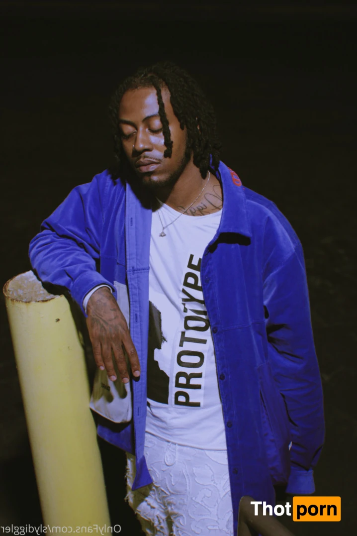 Sly Diggler 15369635