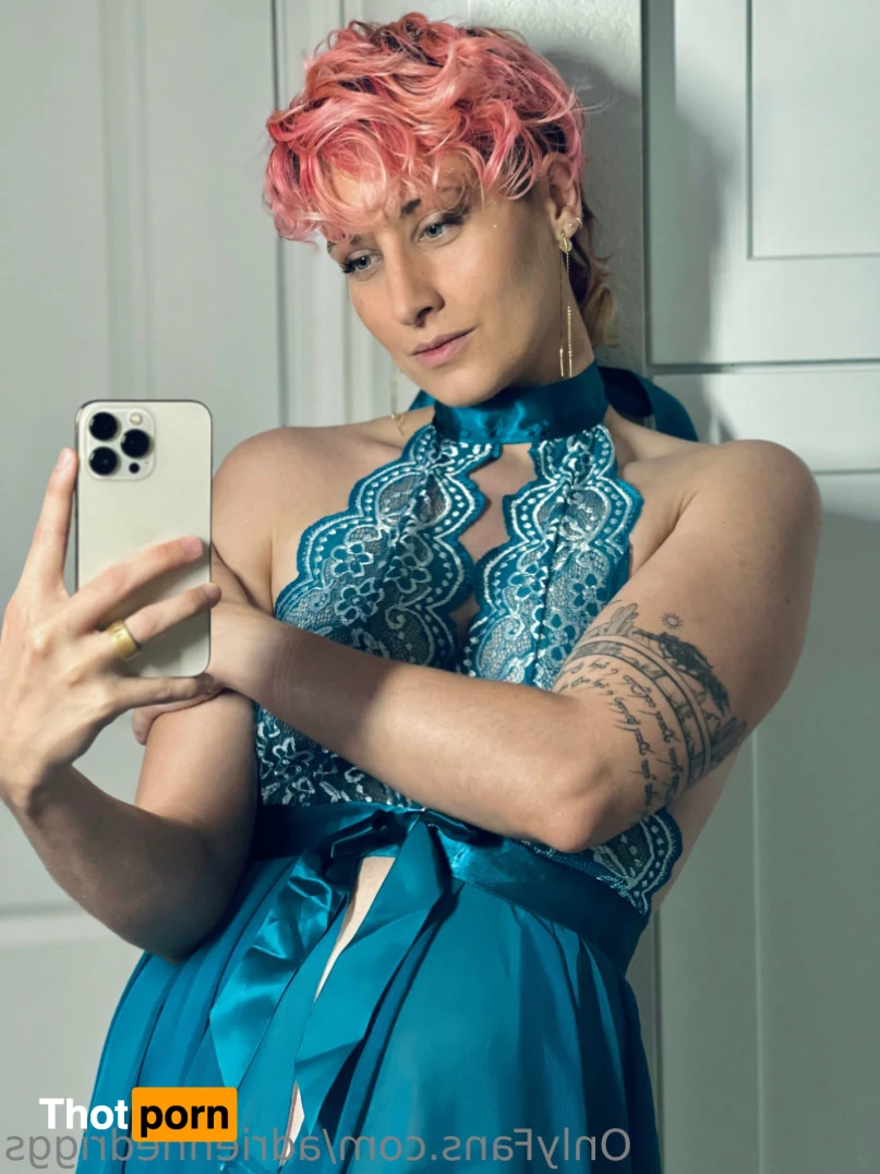 Yo Adrienne Driggs 15765639