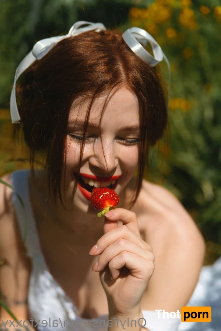 🦊Alex Ginger 15406497