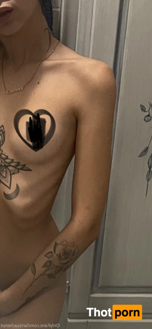 Larissa Chenot 15429954