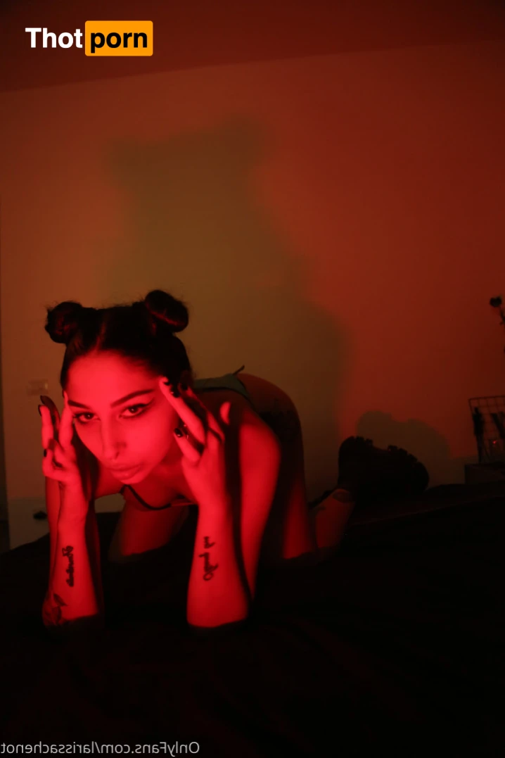 Larissa Chenot 15430105